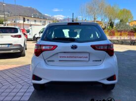 Toyota Yaris Hybrid Active