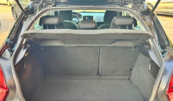 Peugeot 208 pieno