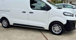 Citroen Jumpy EAT8 120cv